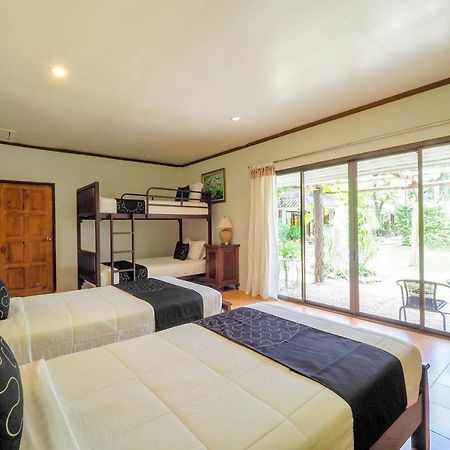 Capital O 834 Iyara Resort & Spa Ко-Чанг Екстер'єр фото
