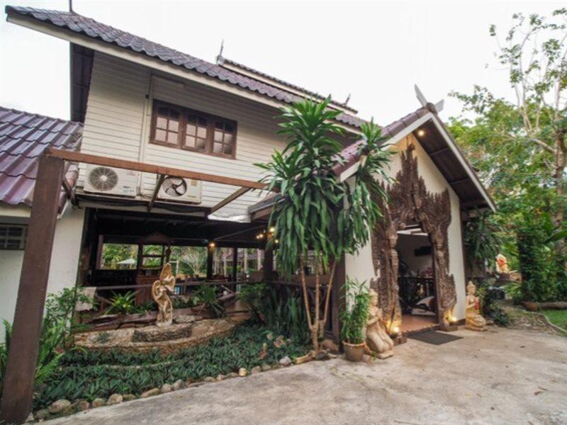 Capital O 834 Iyara Resort & Spa Ко-Чанг Екстер'єр фото